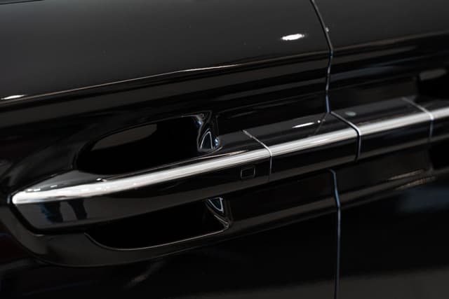 Voyah Dream PHEV Long Range (последовательный гибрид) в лизинг - 37