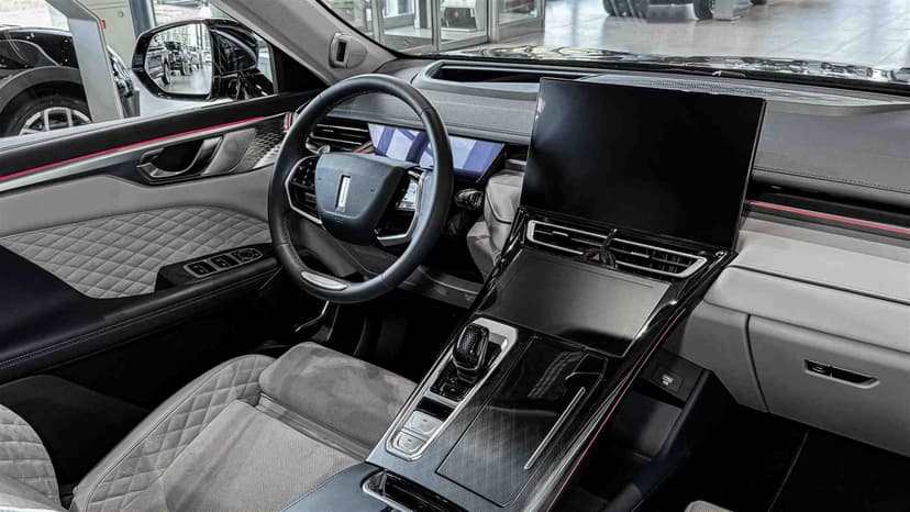 Wey 05 Premium 2.0 PHEV DHT 4WD в лизинг - 10
