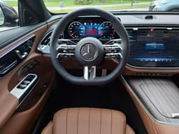 Mercedes-Benz E седан 300 полный привод АМГ Лайн (AMG Line) в лизинг - 13