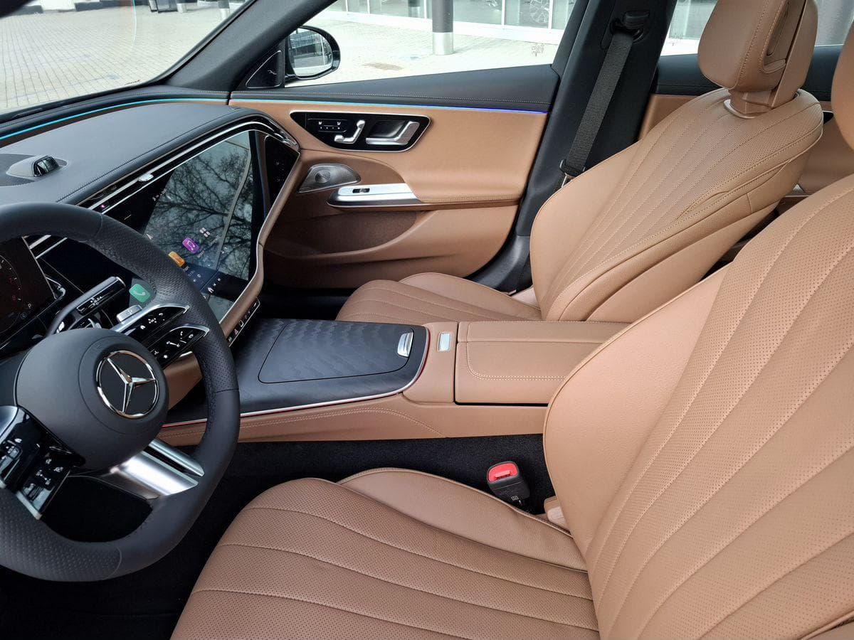 Mercedes-Benz E седан 300 полный привод АМГ Лайн (AMG Line) в лизинг - 15