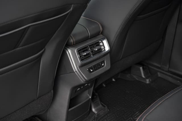 Geely Okavango Flagship 2.0T 7DCT 2WD в лизинг - 20