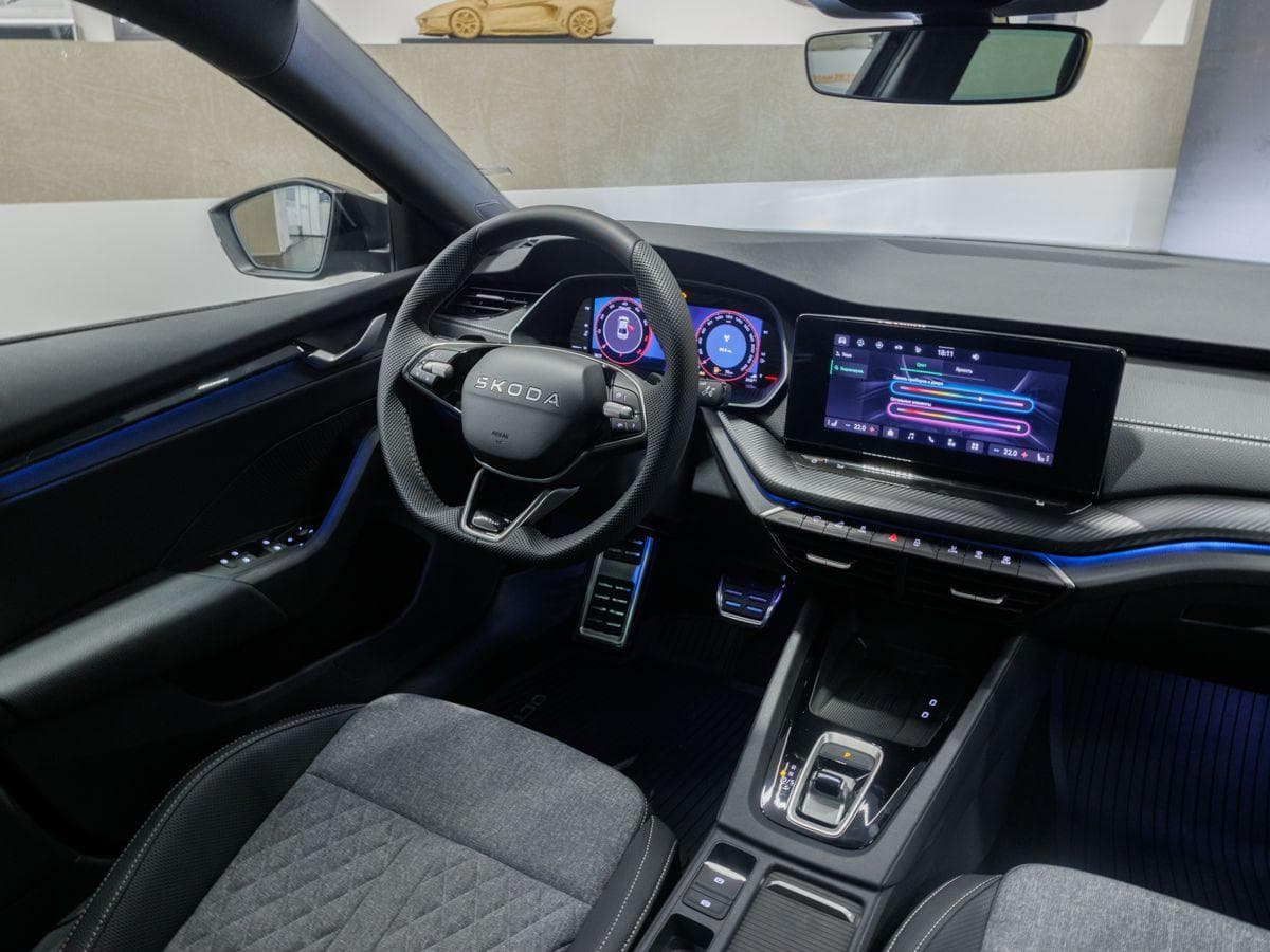 Skoda Octavia Спортлайн 2.0Т полный привод АТ в лизинг - 22