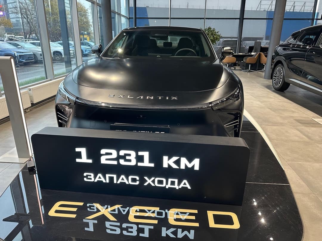 Exlantix ES 1.5 Hyb AT AWD в лизинг - 3