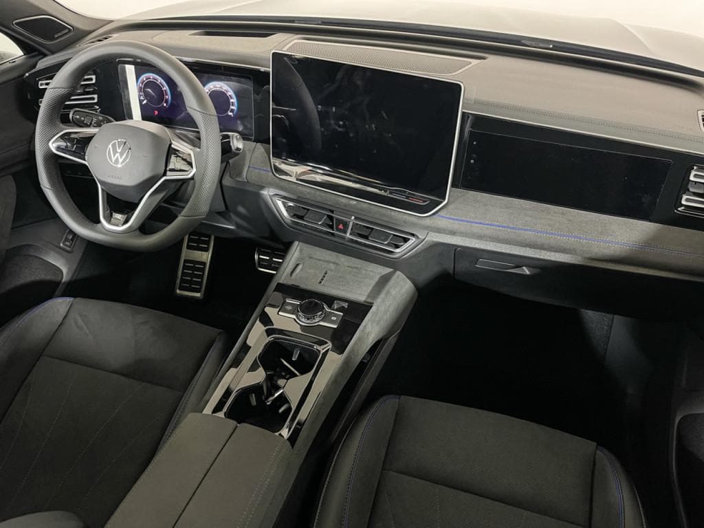 Volkswagen Tiguan L Pro R-Line Premium Edition 380TSI 7AT 4WD в лизинг - 13