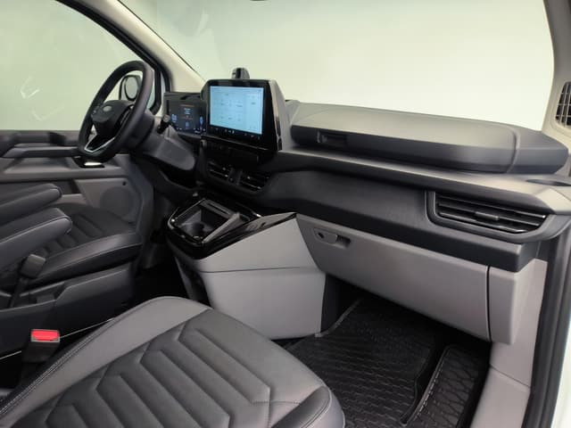 Ford Tourneo Custom Титаниум 320 длинная база 2.0 дизель 170 л.с. АТ полный привод в лизинг - 12