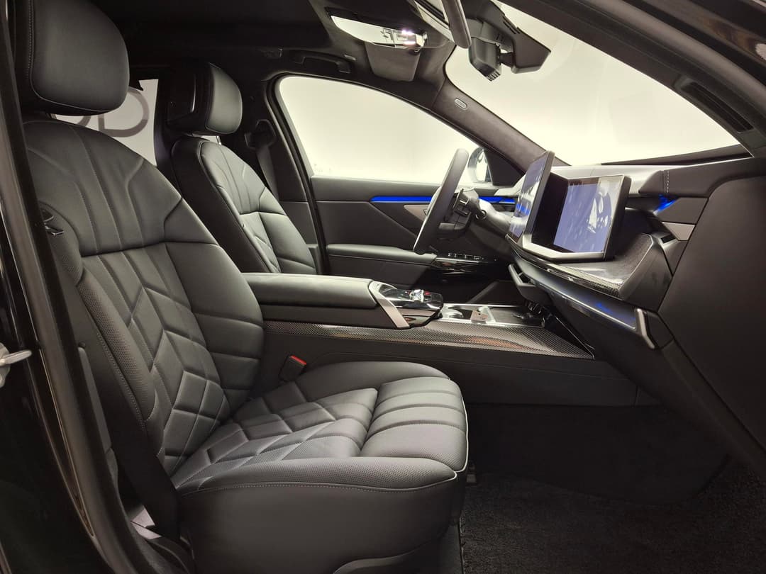BMW 7 серия 740 полный привод в лизинг - 11