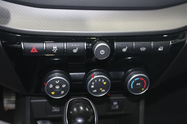 Lada Aura Status 1.8 122hp AT в лизинг - 14