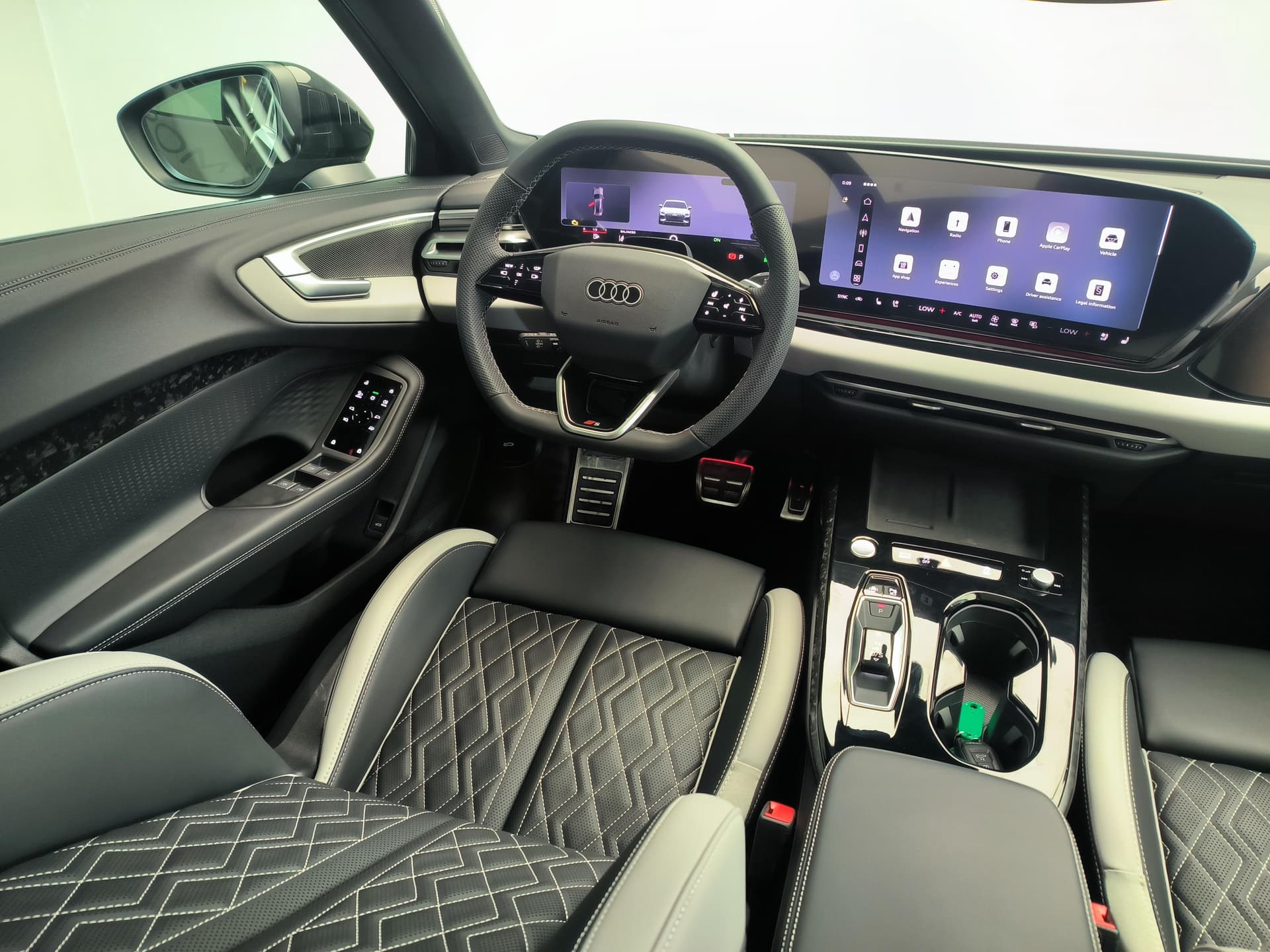 Audi A5 L Спорт 2.0Т 150 кВт полный привод АТ в лизинг - 14
