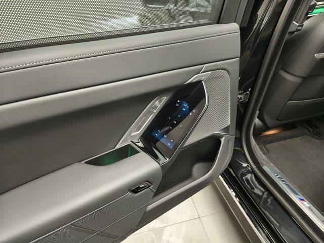 BMW 7 серия 740i xDrive в лизинг - 24