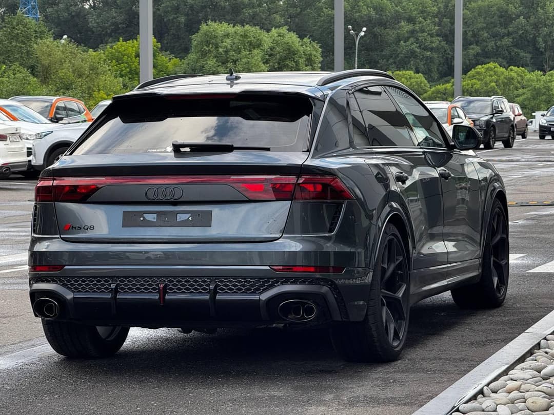 Audi RS Q8 quattro в лизинг - 6