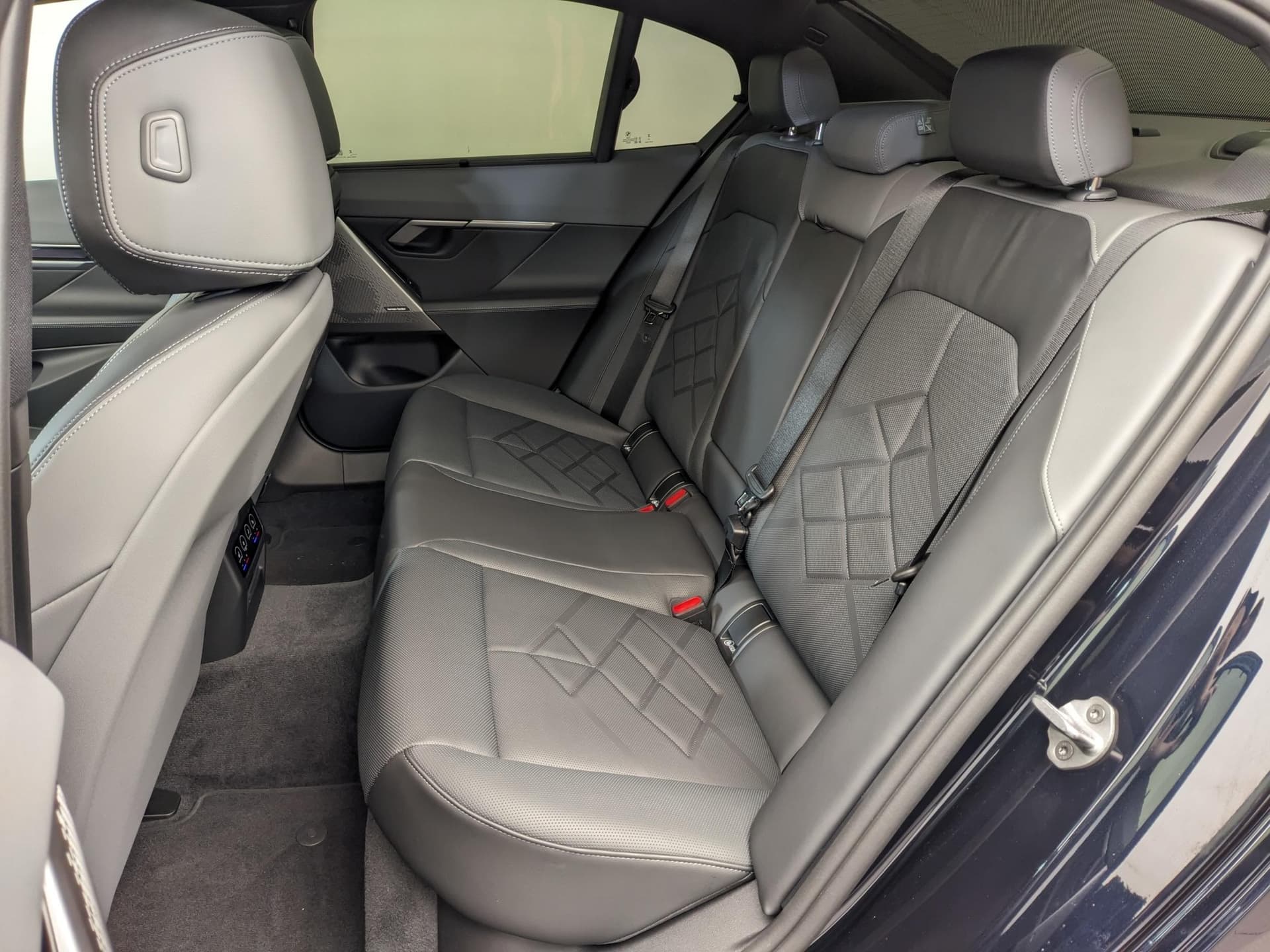 BMW 5 серия 530i xDrive в лизинг - 21