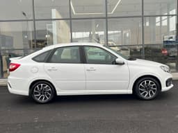Lada Granta Sportline лифтбек Comfort 1.6 106hp 5MT в лизинг - 8