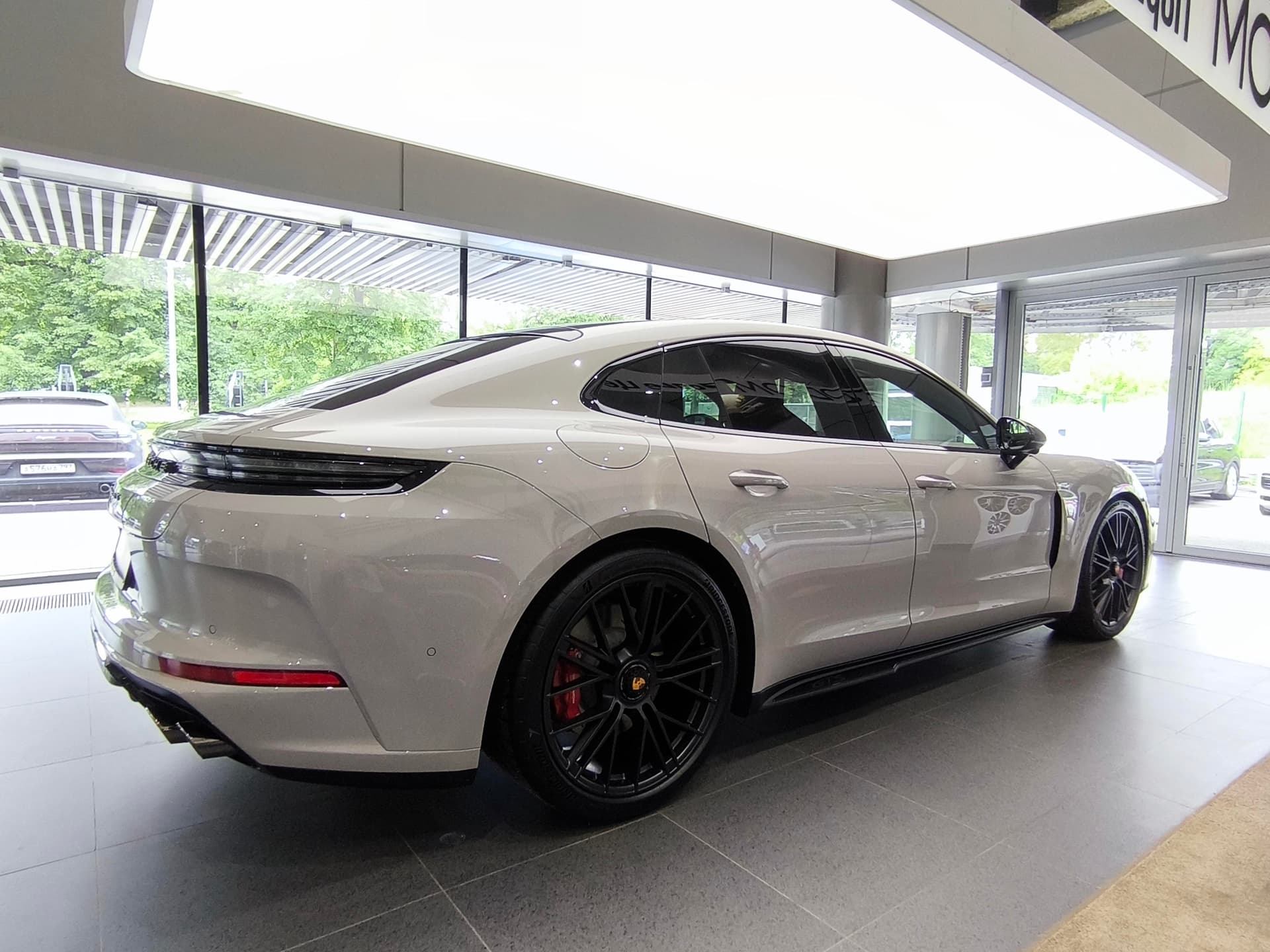 Porsche Panamera GTS в лизинг - 6