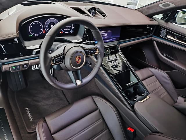 Porsche Panamera GTS в лизинг - 8