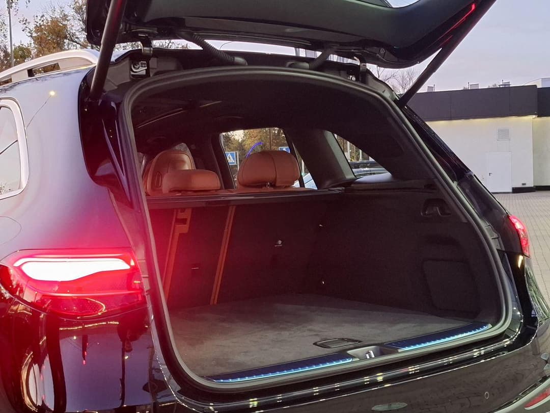 Mercedes-Benz GLC 300 длинный полный привод Люкс в лизинг - 14