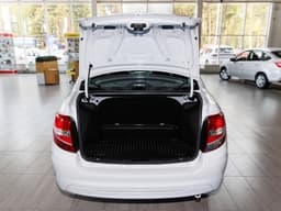 Lada Granta седан Standard Plus 1.6 90hp 5MT в лизинг - 26