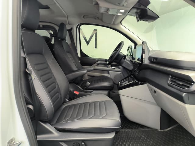 Ford Tourneo Custom Титаниум 320 длинная база 2.0 дизель 170 л.с. АТ полный привод в лизинг - 14