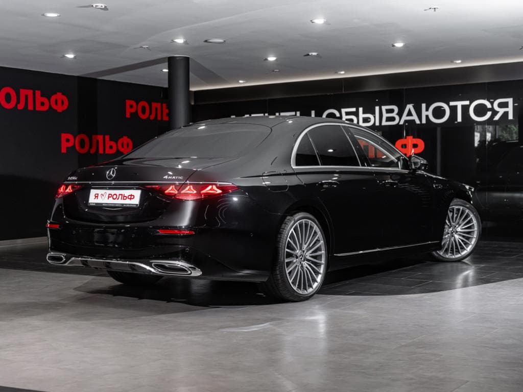 Mercedes-Benz S седан - 5