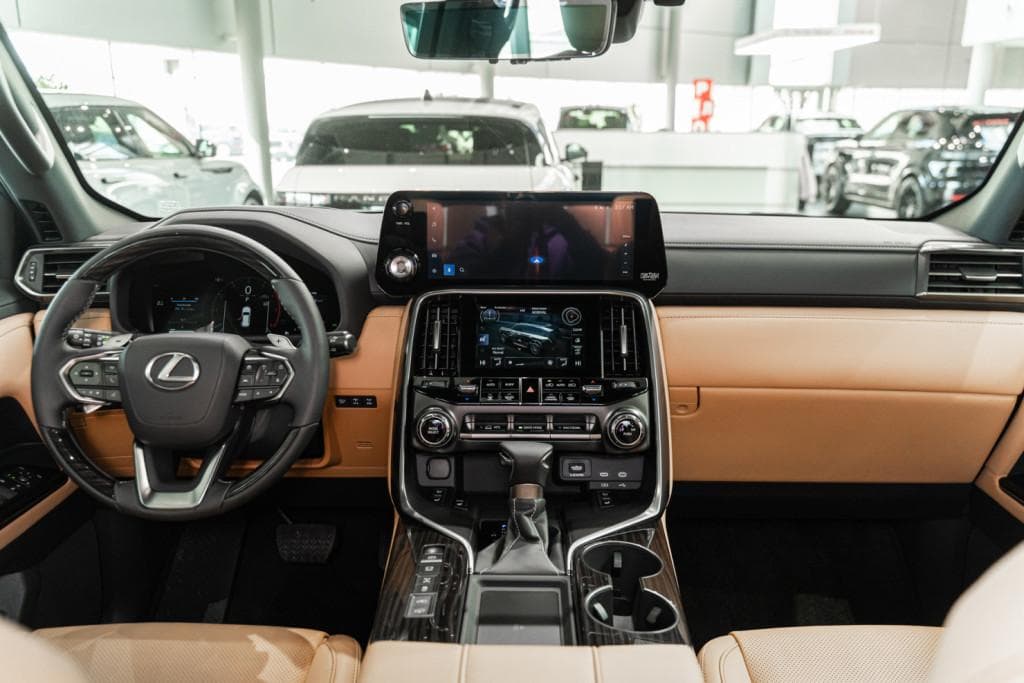 Lexus LX 600 Urban PTL в лизинг - 6