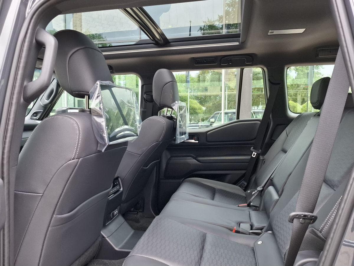 Toyota Land Cruiser Prado Premium VX-L 2.8d АКП в лизинг - 12