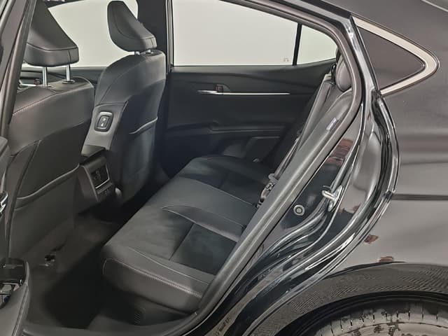 Toyota Camry 2.0HXS Sports Plus Edition в лизинг - 12