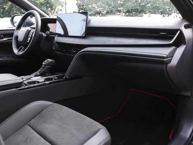 Toyota Camry 2.0S Sports Edition в лизинг - 32
