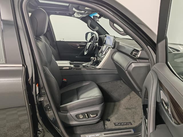 Lexus LX 600 Urban PTL в лизинг - 21