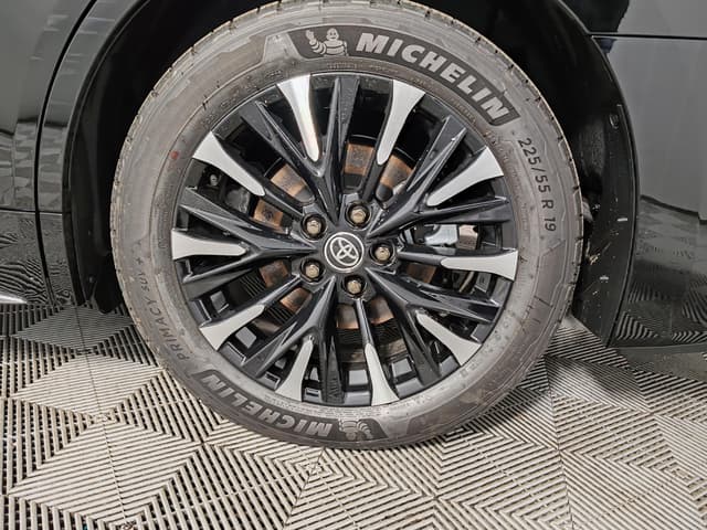 Toyota Alphard 2.5 HEV CVT в лизинг - 16