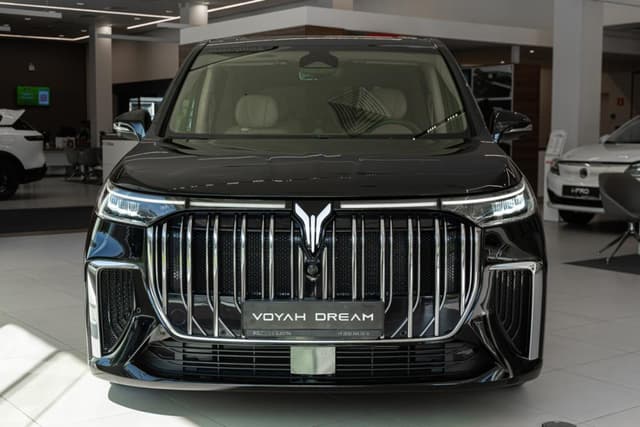 Voyah Dream PHEV Long Range (последовательный гибрид) в лизинг - 3