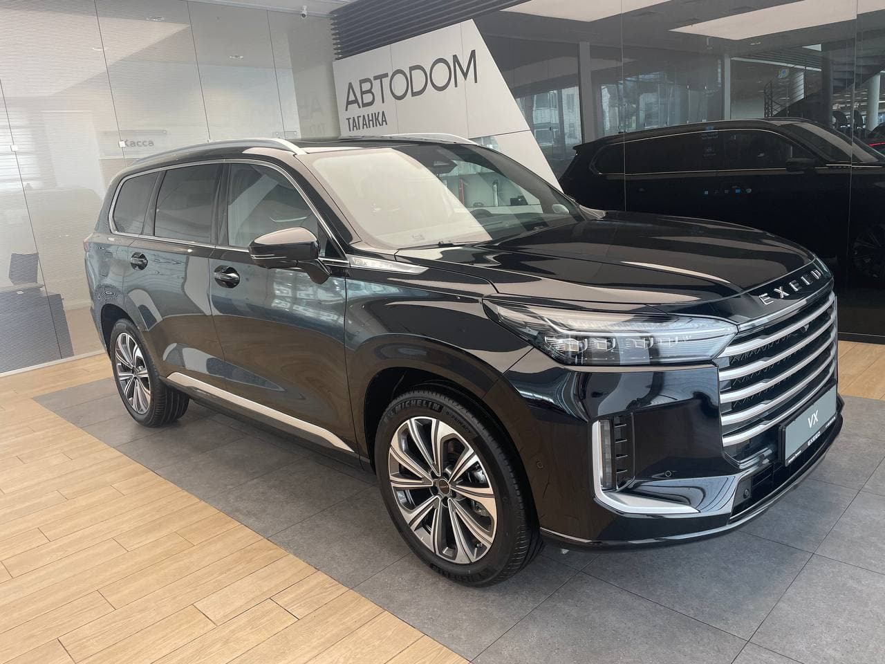EXEED VX President 6 мест 2.0T 8AT 4WD в лизинг - 3
