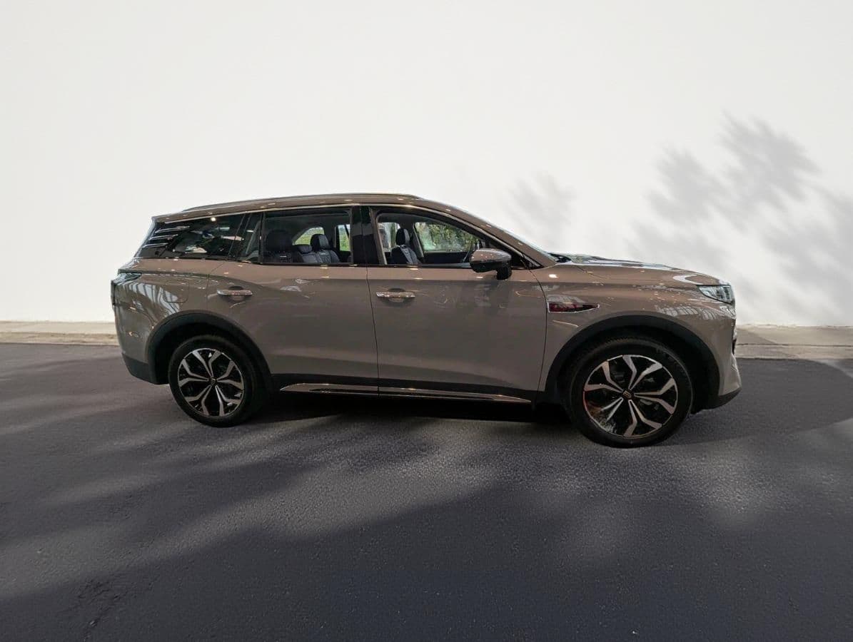 Hongqi HS7 2.0T Deluxe AWD в лизинг - 3