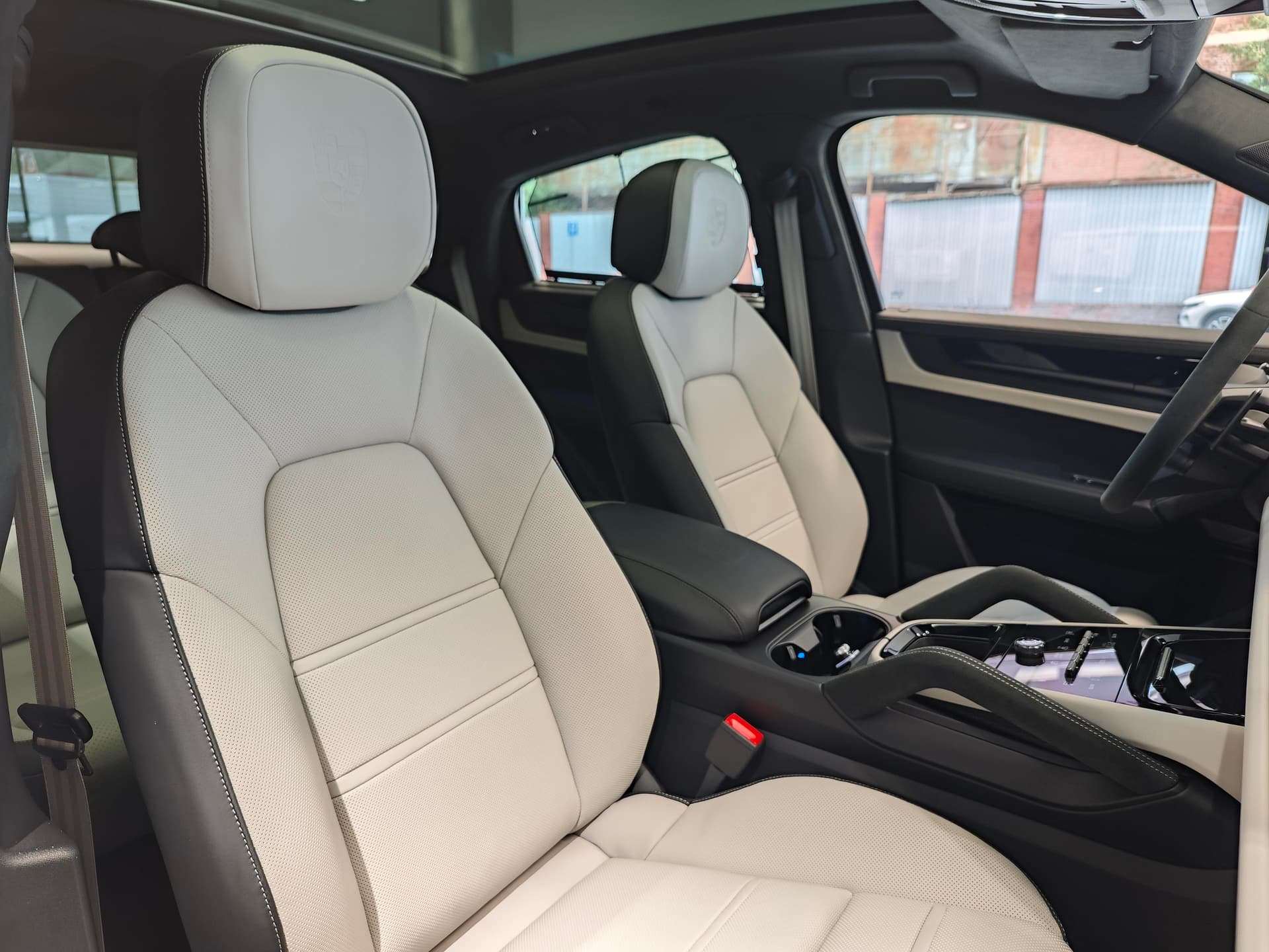 Porsche Cayenne GTS Coupe в лизинг - 19