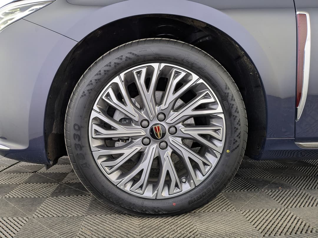 Hongqi H5 Deluxe 2.0T в лизинг - 8