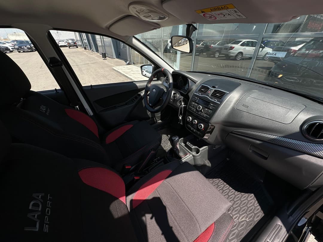 Lada Granta Sportline лифтбек Comfort 1.6 106hp 5MT в лизинг - 13