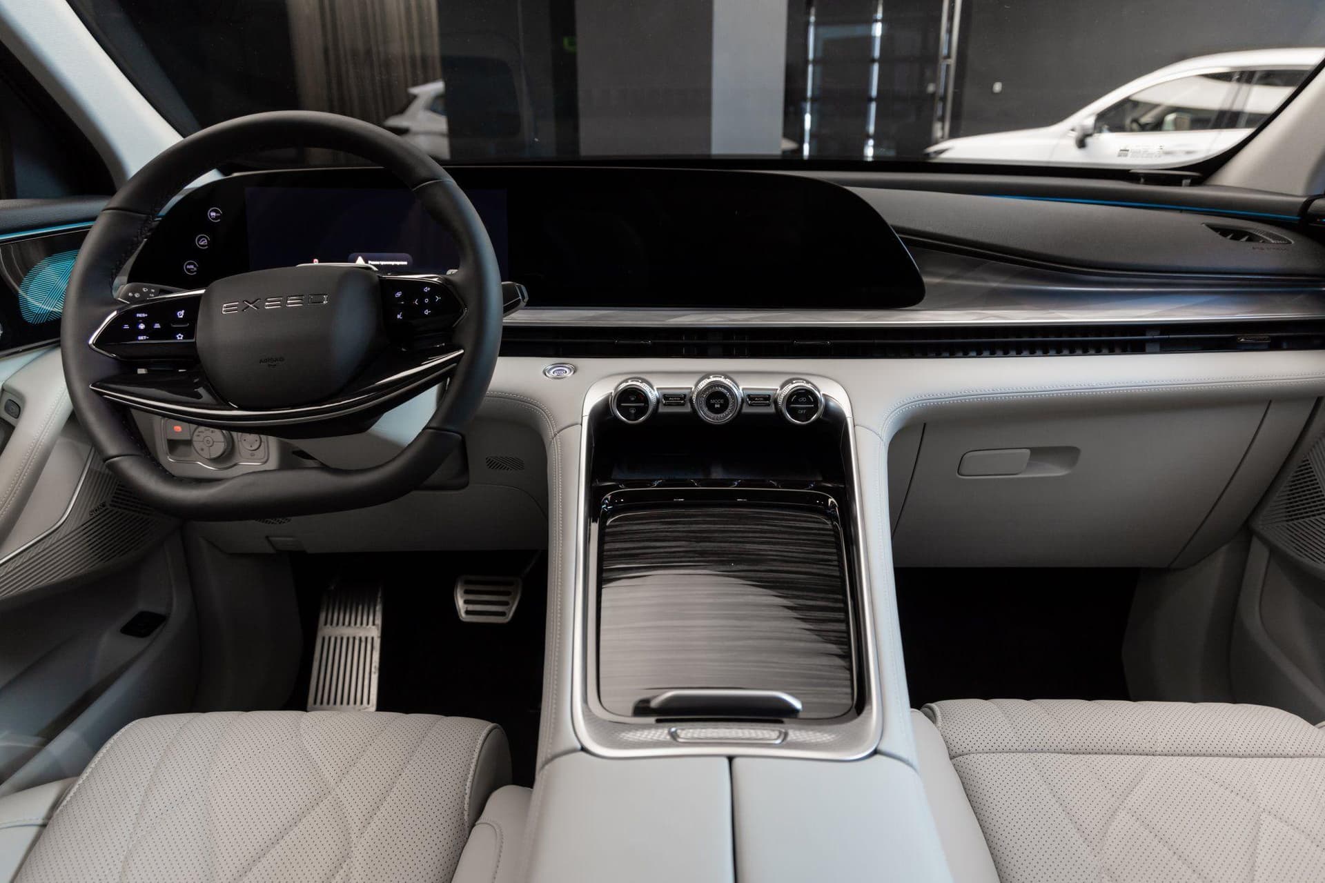 EXEED RX Flagship 2.0 TGDI 8AT AWD в лизинг - 3