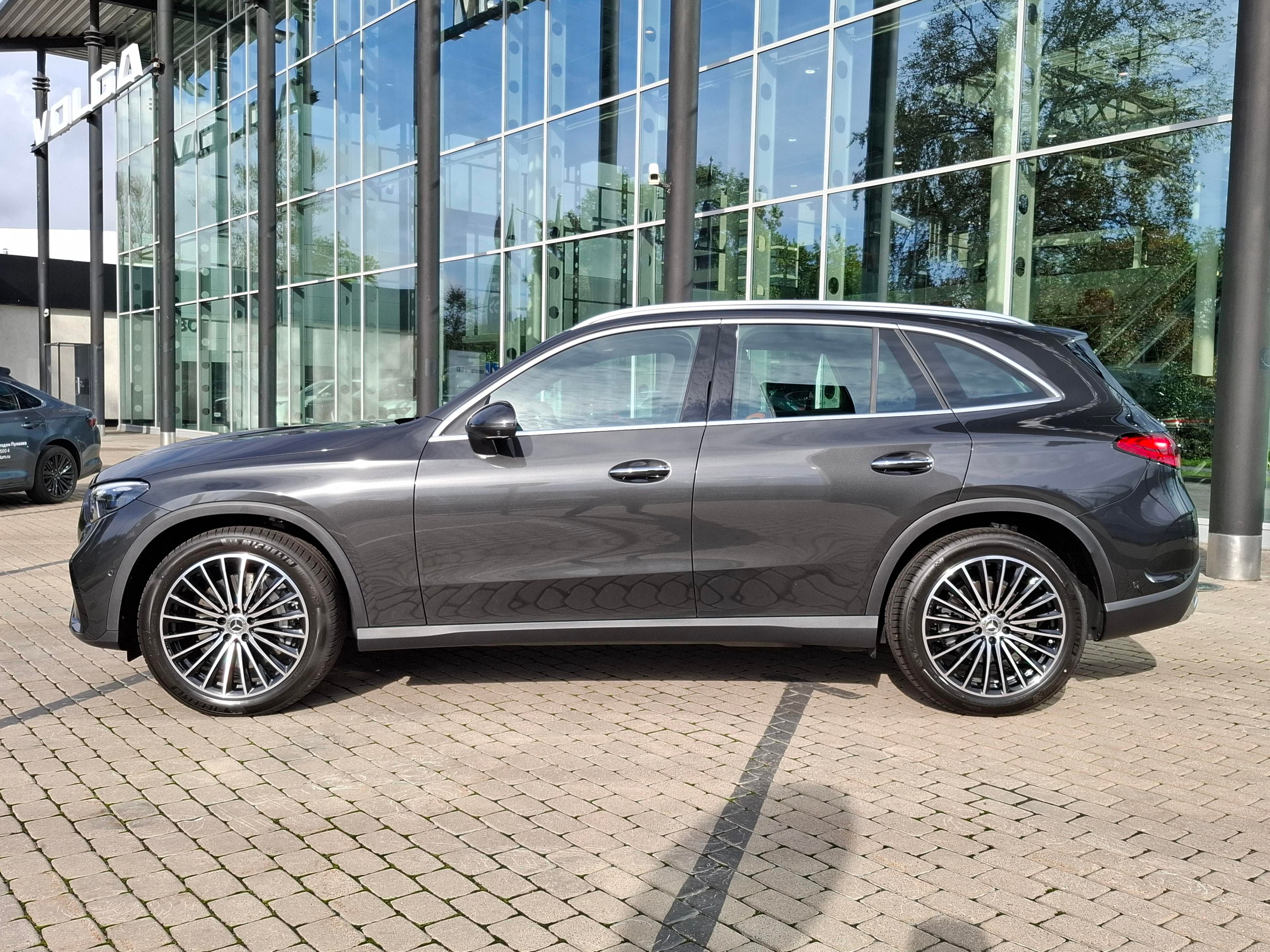 Mercedes-Benz GLC - 4