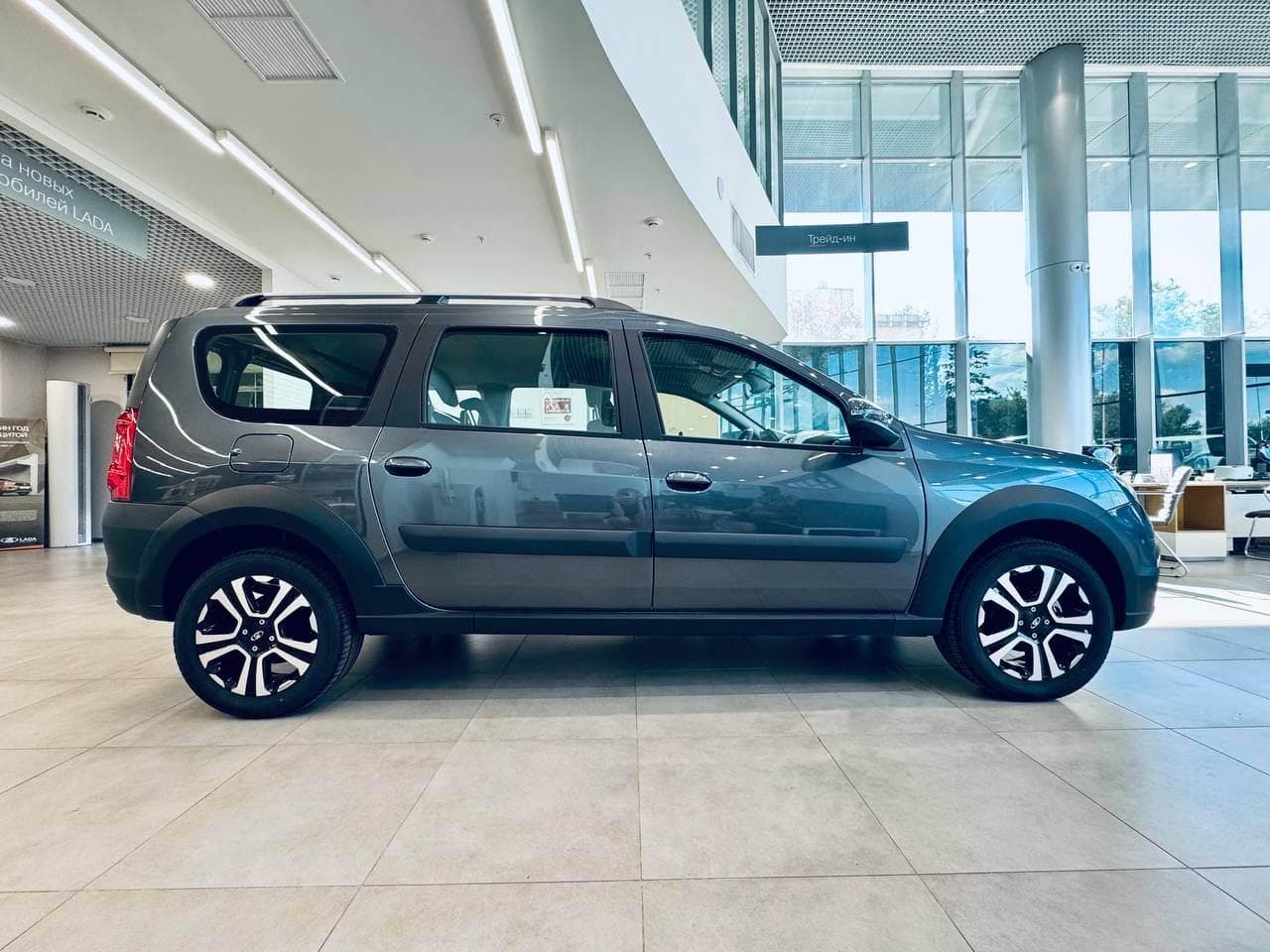 Lada Largus Cross - 5