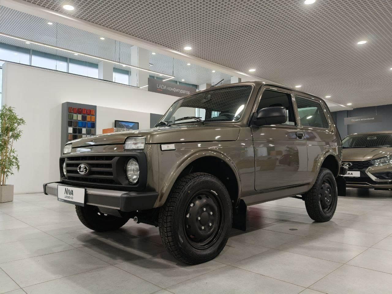 Lada Niva Legend 3 дв Классик 1.8 МТ в лизинг - 2