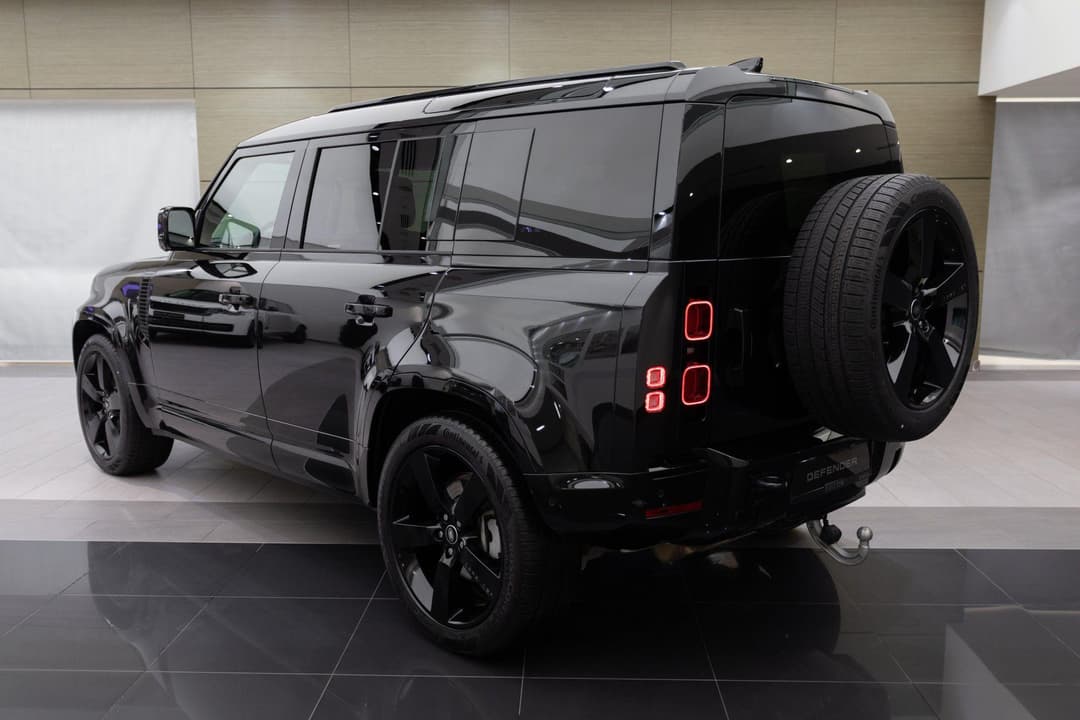 Land Rover Defender 110 3.0 дизель 350 л.с. гибрид Икс-Дайнэмик ХСЕ (X-Dynamic HSE) в лизинг - 7