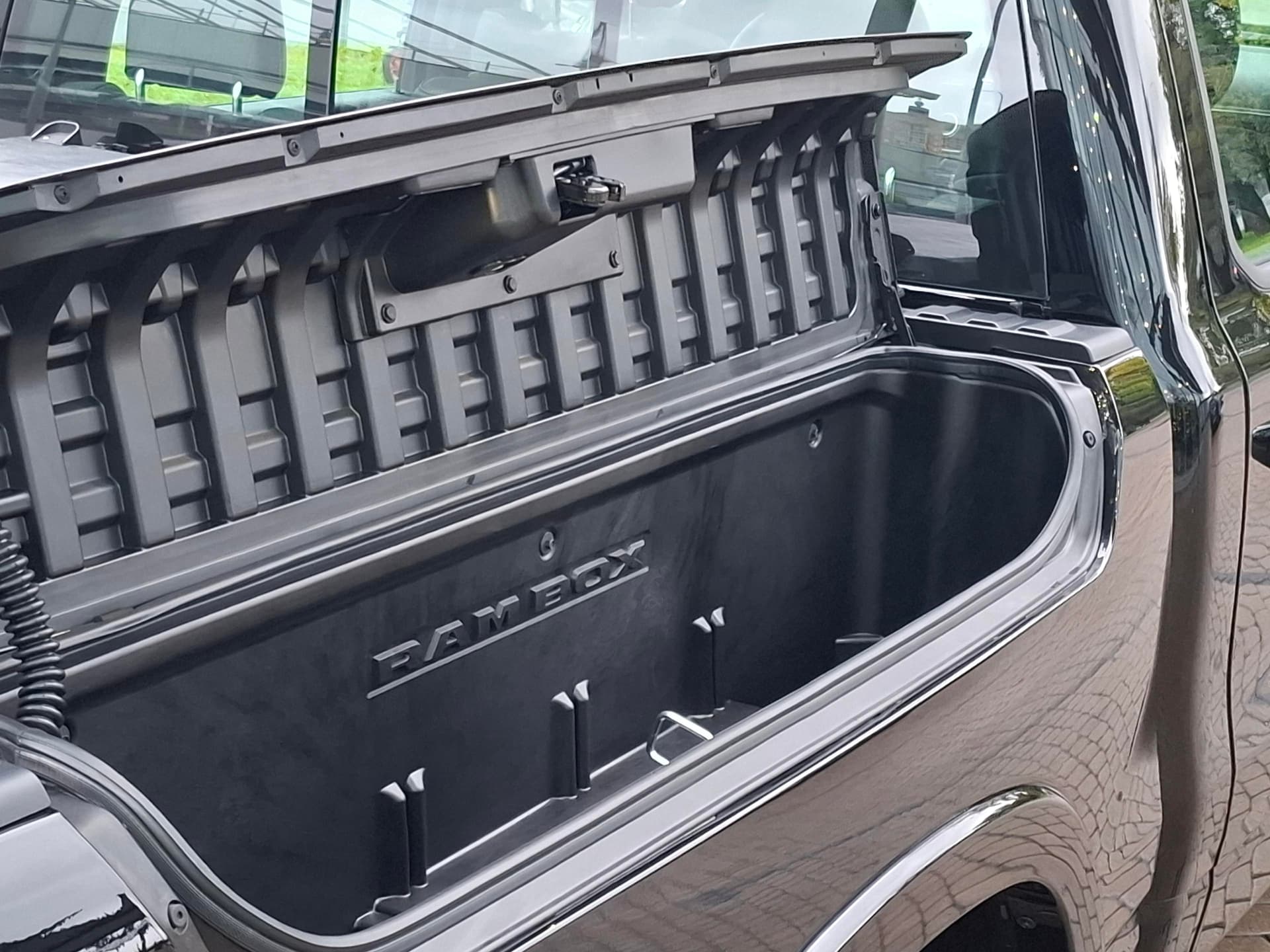 Ram 1500 Limited Crew Cab 3.0 8AT 4WD в лизинг - 15