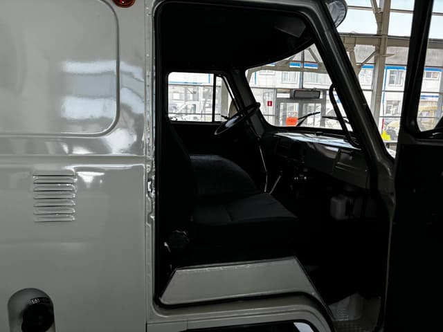 UAZ 3909 Комби 7 мест без ABS 2.7 5MT в лизинг - 9