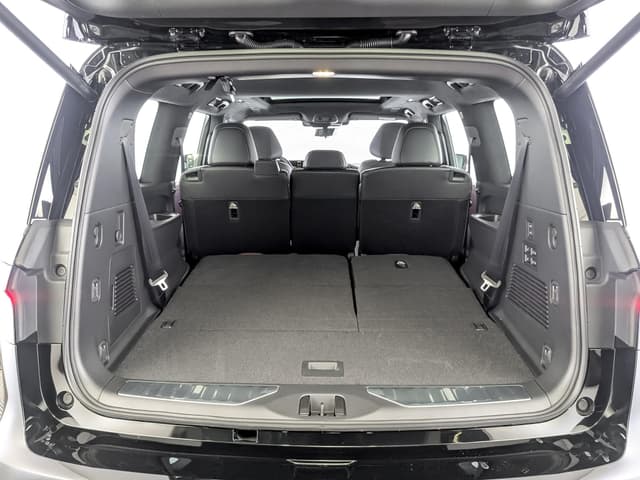 INFINITI QX80 Autograph Bench Chairs в лизинг - 9