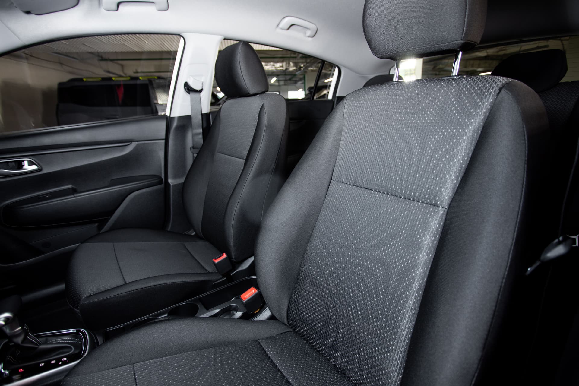 Solaris KRX Comfort 1.6 6AT в лизинг - 8