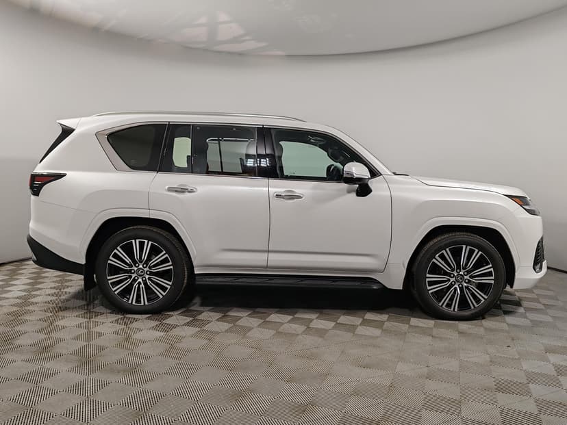 Lexus LX 500d Urban DSL в лизинг - 5
