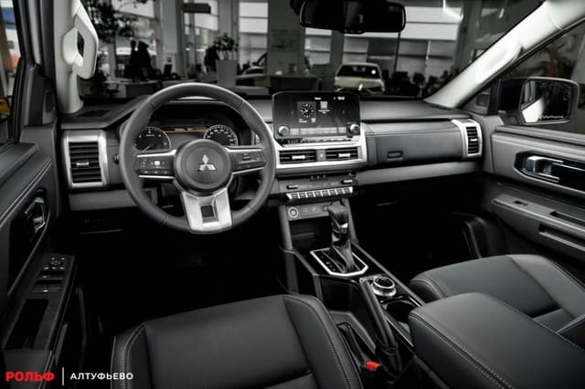 Mitsubishi L200 ДК ГЛС 2.4 дизель АТ (DC GLS) в лизинг - 4