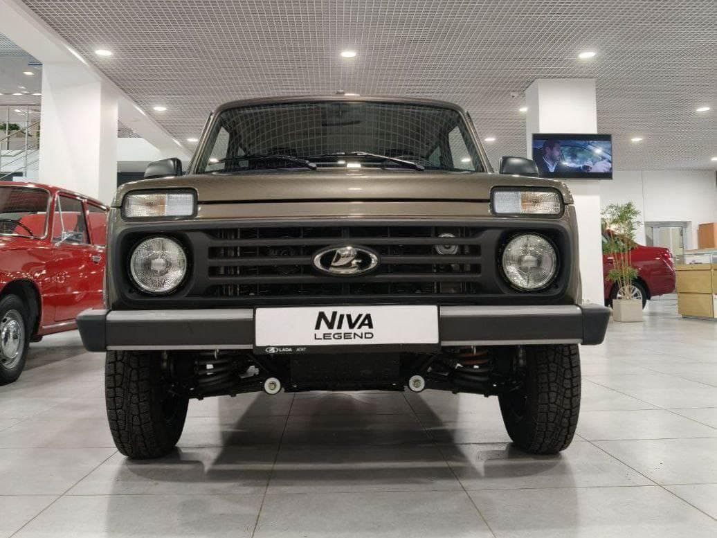 Lada Niva Legend 3 дв Классик 1.8 МТ в лизинг - 3