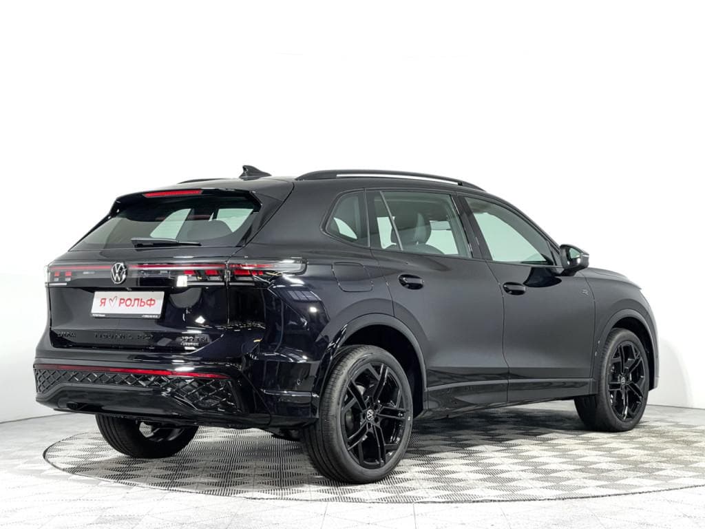 Volkswagen Tiguan L Pro R-Line Premium Edition 380TSI 7AT 4WD в лизинг - 6