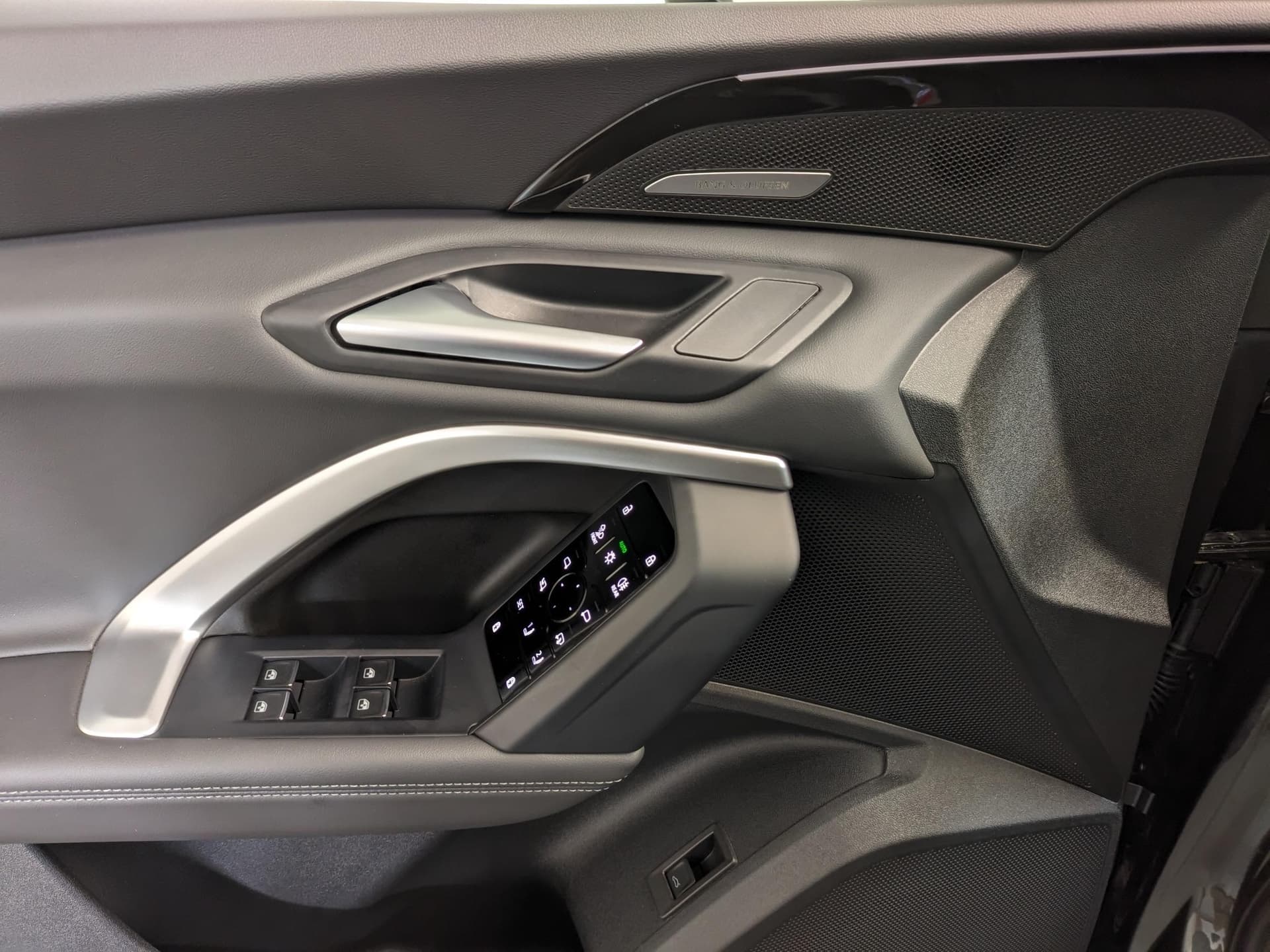 Audi Q5 S-line 45 TFSI quattro S tronic в лизинг - 18