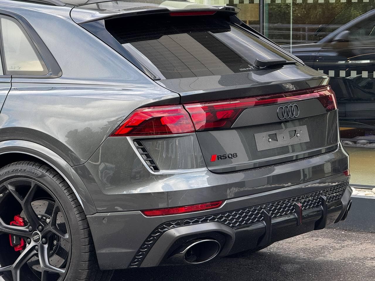 Audi RS Q8 quattro в лизинг - 14
