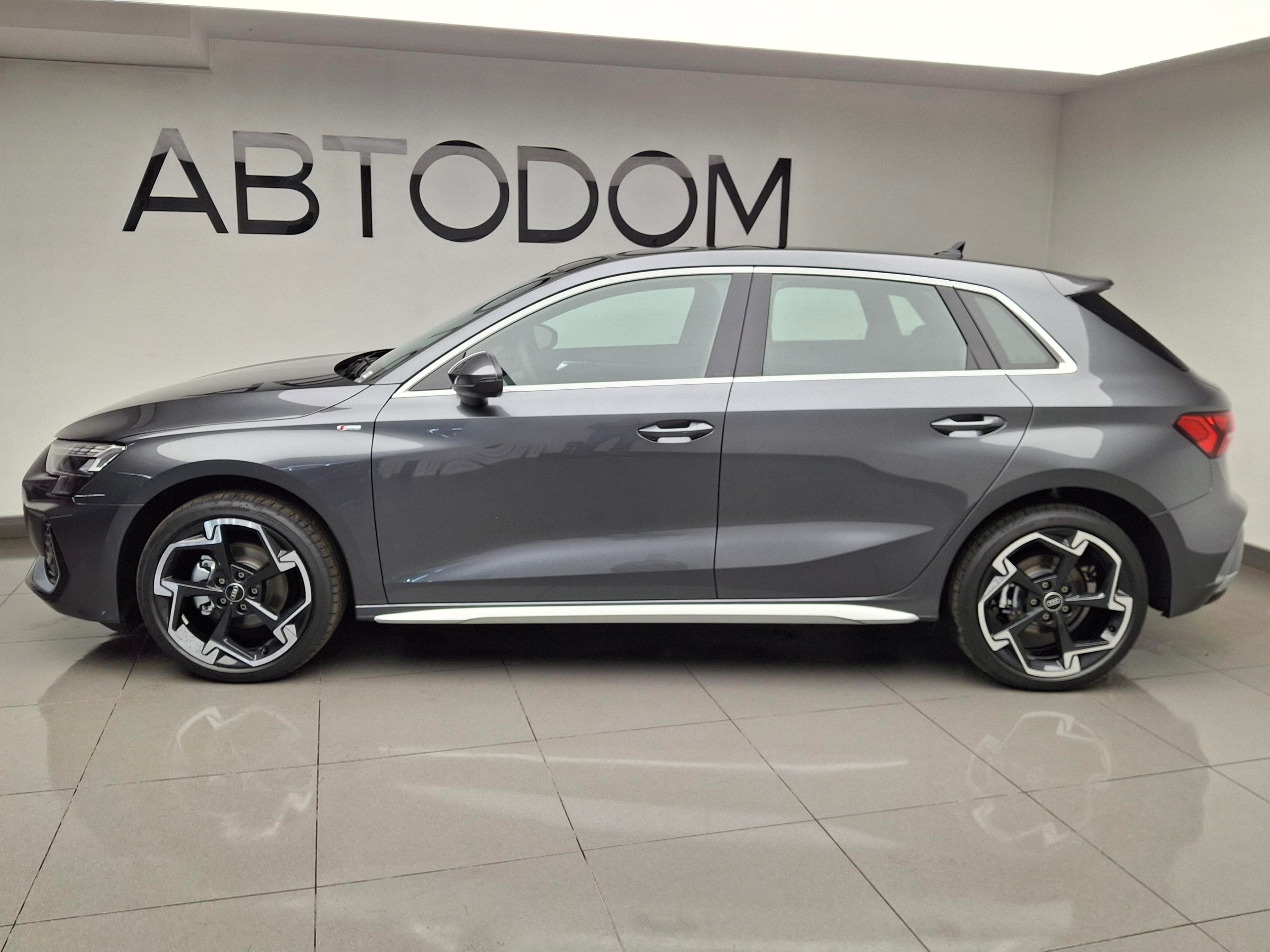 Audi A3 Sportback - 3